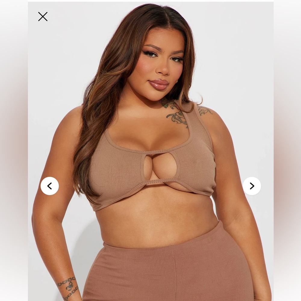 Fashion Nova Snatched Crop Top
